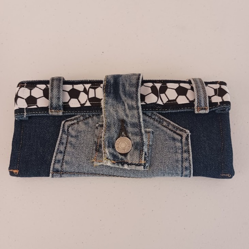 Levi's Strauss Soccer Mom Blue Denim Wallet, 8.5"‎ x 4", Handmade
